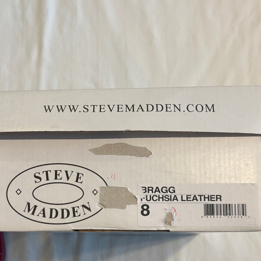 Steve Madden Women's Fuchsia Sandals - Picture 7 of 9